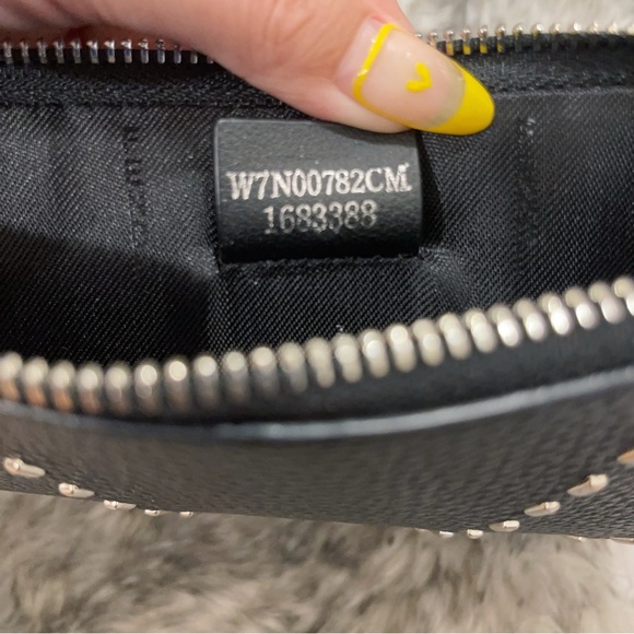 Authentic Fendi Pouch - Picture 6 of 7